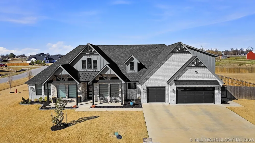 15903 E 106th Street Owasso, OK 74055