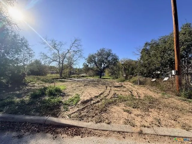 909 Ohio Street Pleasanton, TX 78064