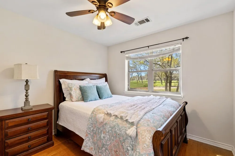 434 W Turner Court Johnson City, TX 78636