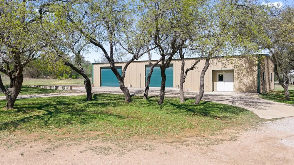 434 W Turner Court Johnson City, TX 78636