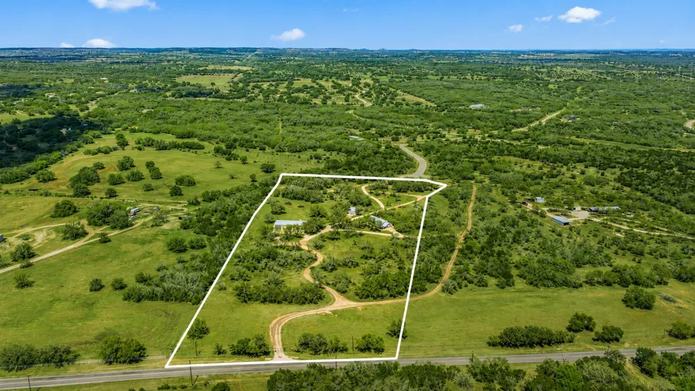434 W Turner Court Johnson City, TX 78636