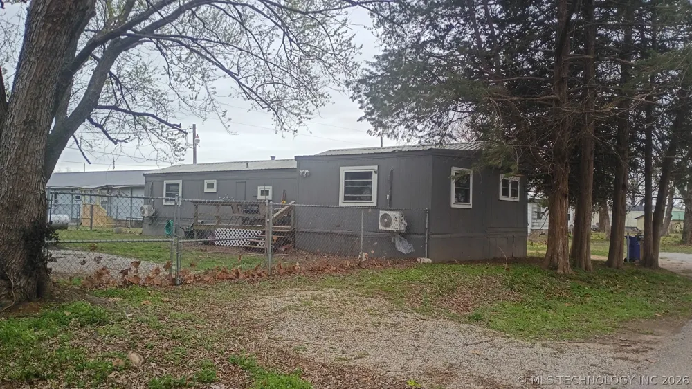 25640 S 607 ROAD Grove, OK 74344
