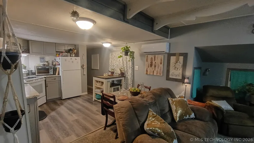 25640 S 607 ROAD Grove, OK 74344