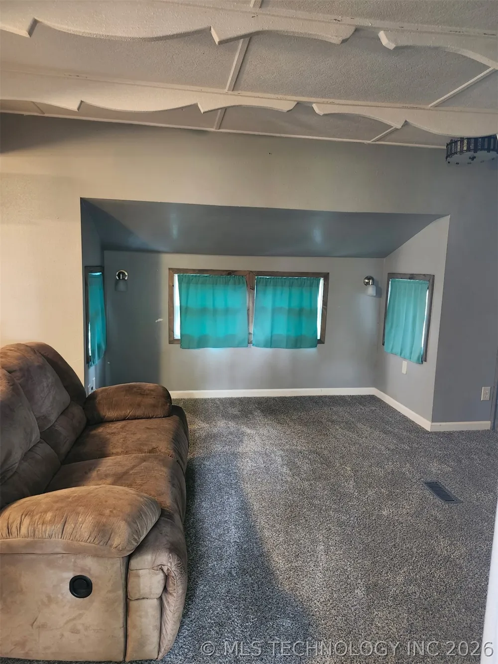 25640 S 607 ROAD Grove, OK 74344