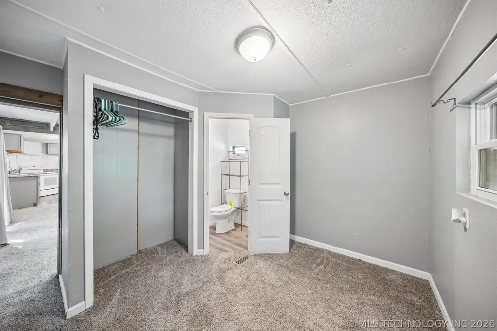 25640 S 607 ROAD Grove, OK 74344
