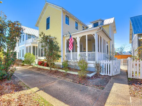 20 Redbud Street #B