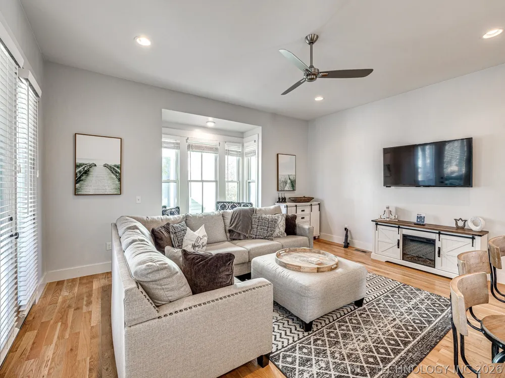20 Redbud Street #B Carlton Landing, OK 74432