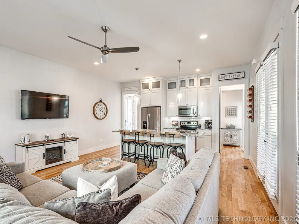 20 Redbud Street #B Carlton Landing, OK 74432