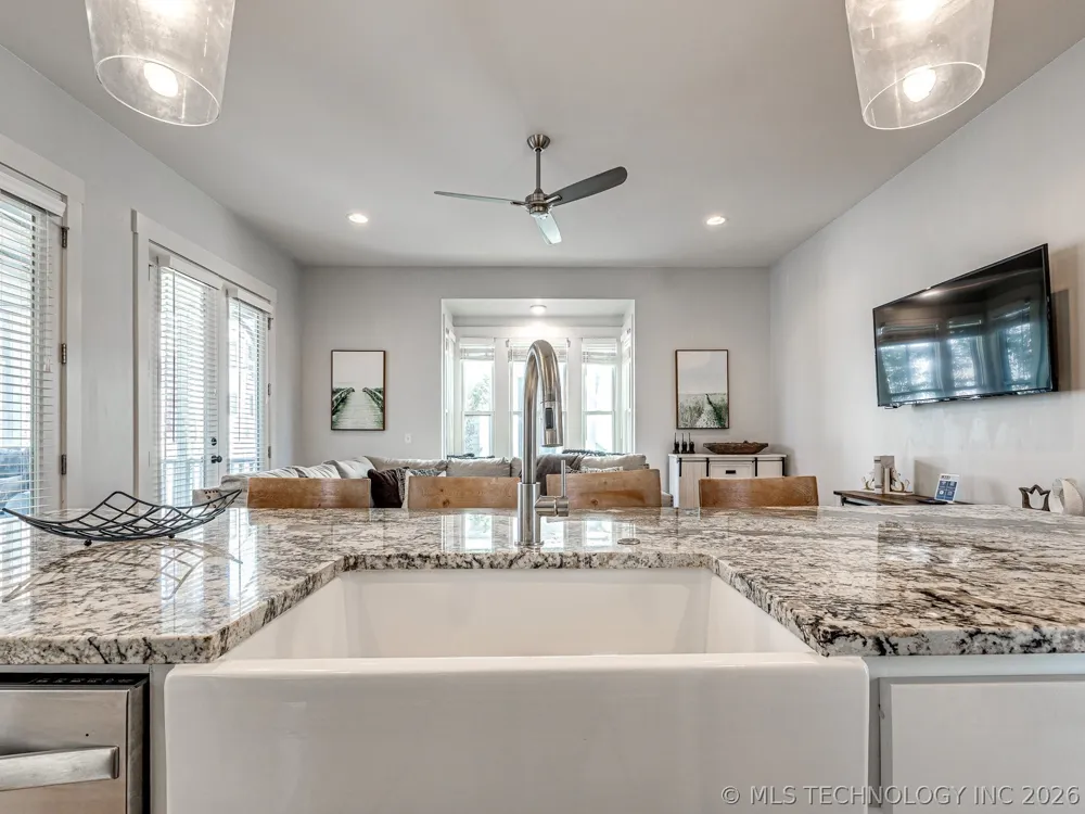 20 Redbud Street #B Carlton Landing, OK 74432