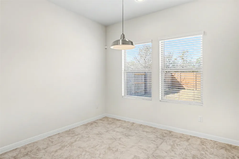 382 Smithsonian Lane Kyle, TX 78640