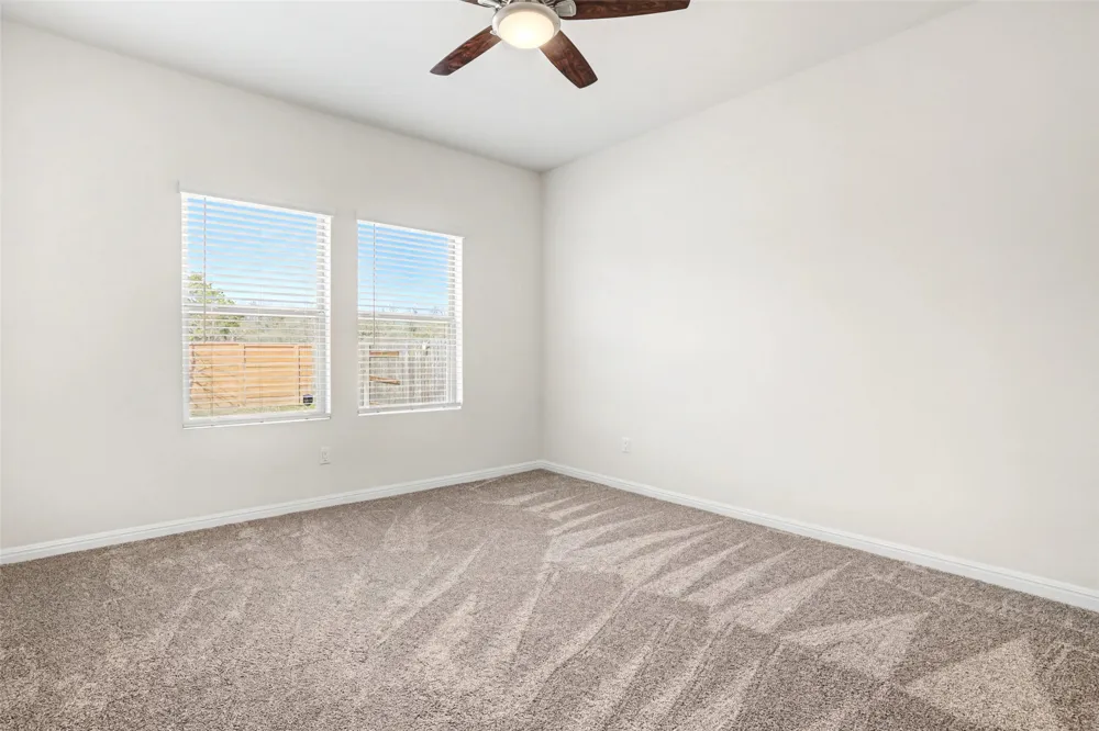 382 Smithsonian Lane Kyle, TX 78640