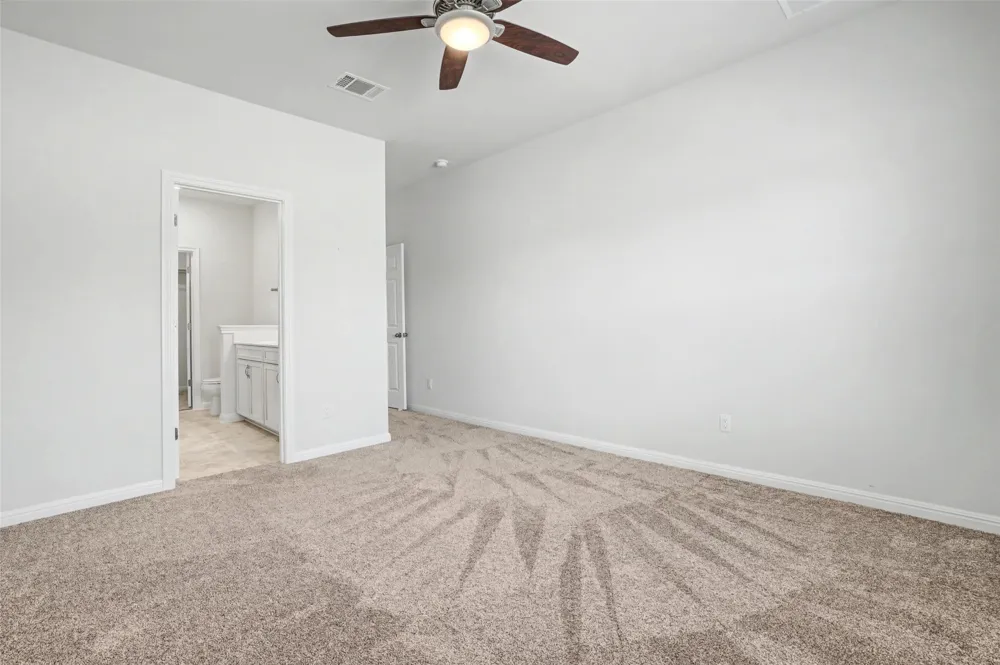 382 Smithsonian Lane Kyle, TX 78640