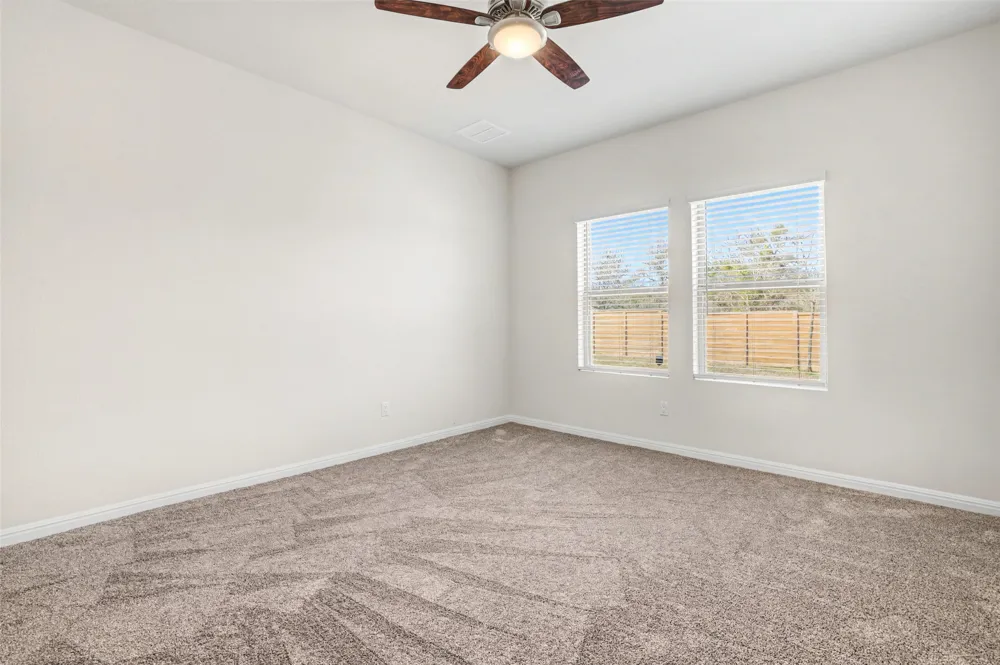 382 Smithsonian Lane Kyle, TX 78640