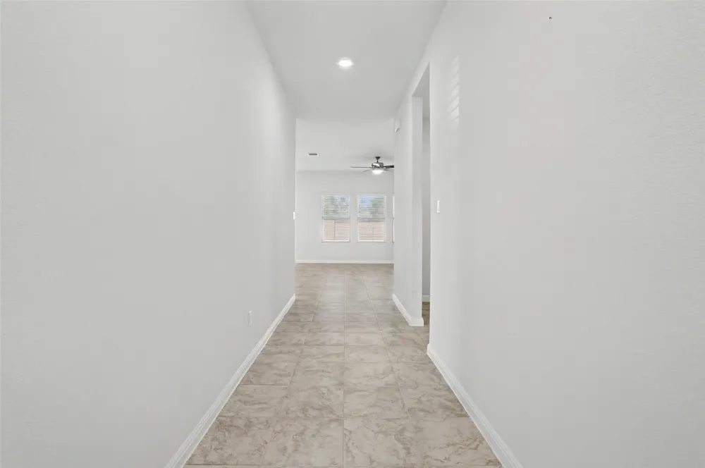382 Smithsonian Lane Kyle, TX 78640
