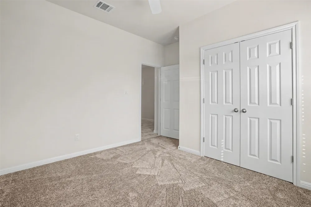 382 Smithsonian Lane Kyle, TX 78640