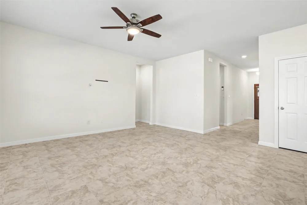 382 Smithsonian Lane Kyle, TX 78640