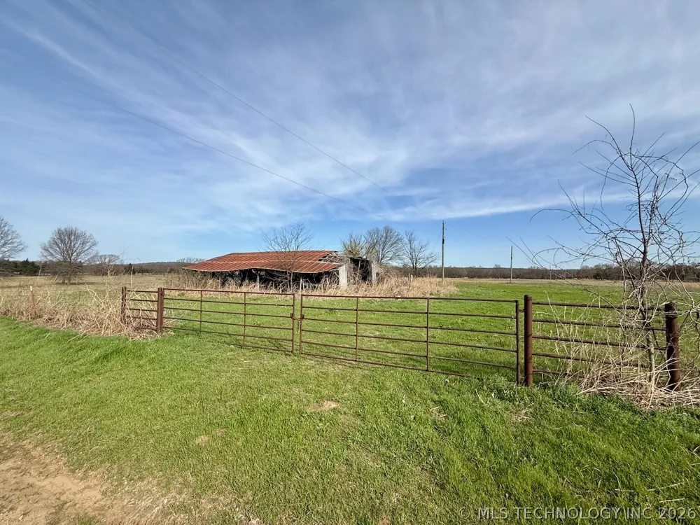 E 1260 ROAD Stigler, OK 74462