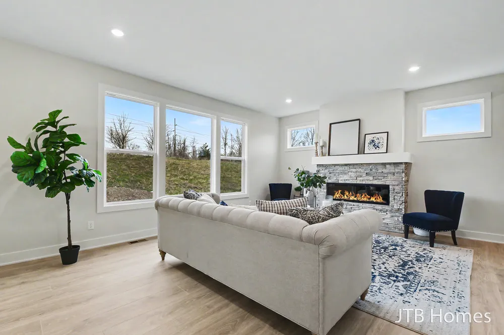 5911 Valley Point Drive SE Caledonia, MI 49316
