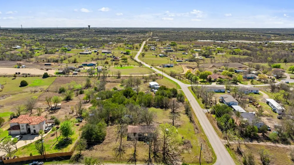 201 Peggys Trail Kyle, TX 78640