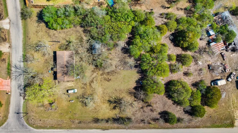 201 Peggys Trail Kyle, TX 78640