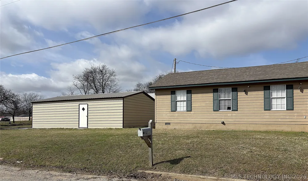 153 5th Street Healdton, OK 73438