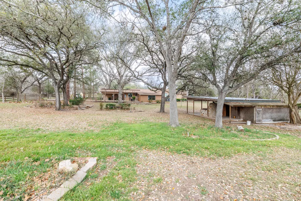 3603 Us Highway 90A E Gonzales, TX 78629