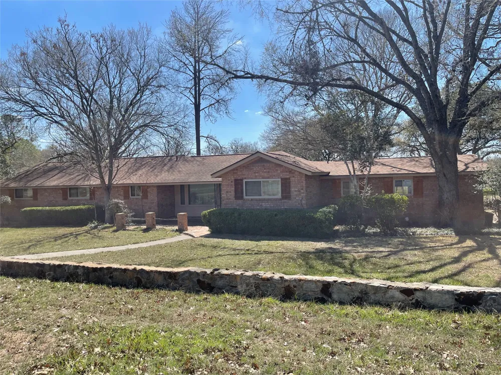 3603 Us Highway 90A E Gonzales, TX 78629