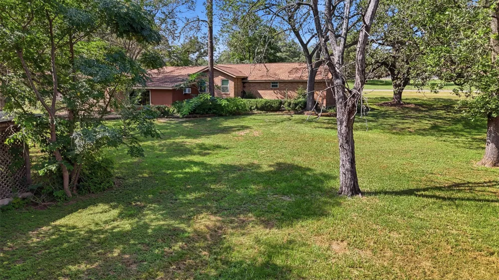 3603 Us Highway 90A E Gonzales, TX 78629