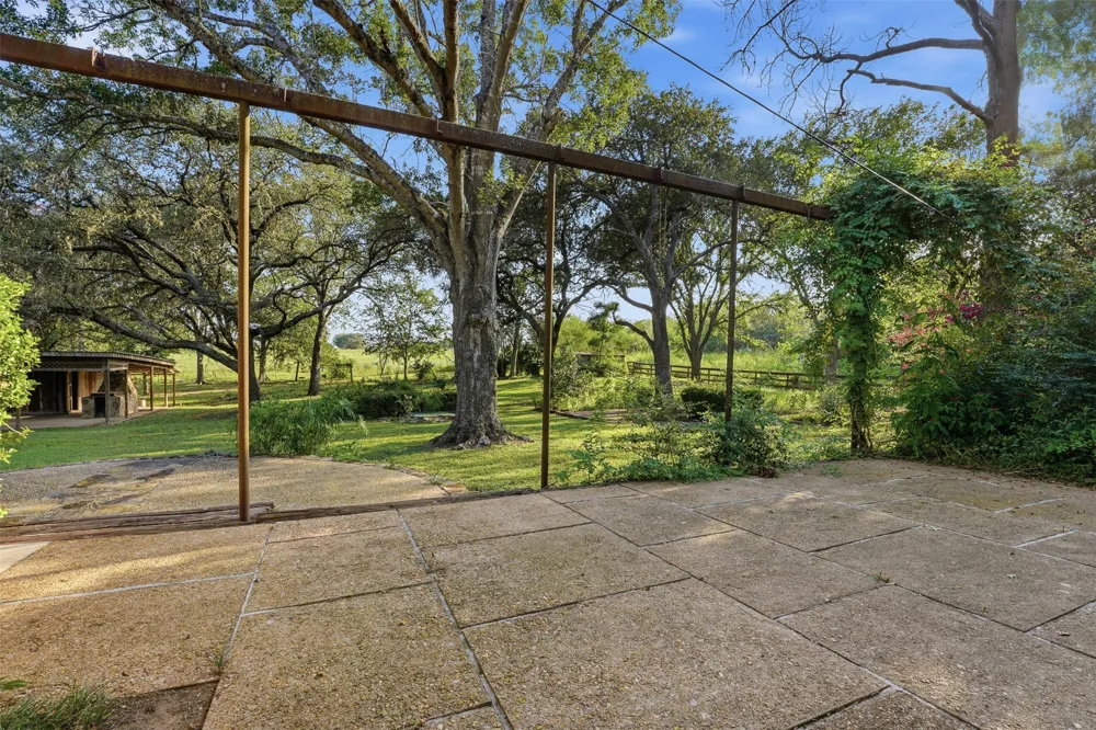 3603 Us Highway 90A E Gonzales, TX 78629