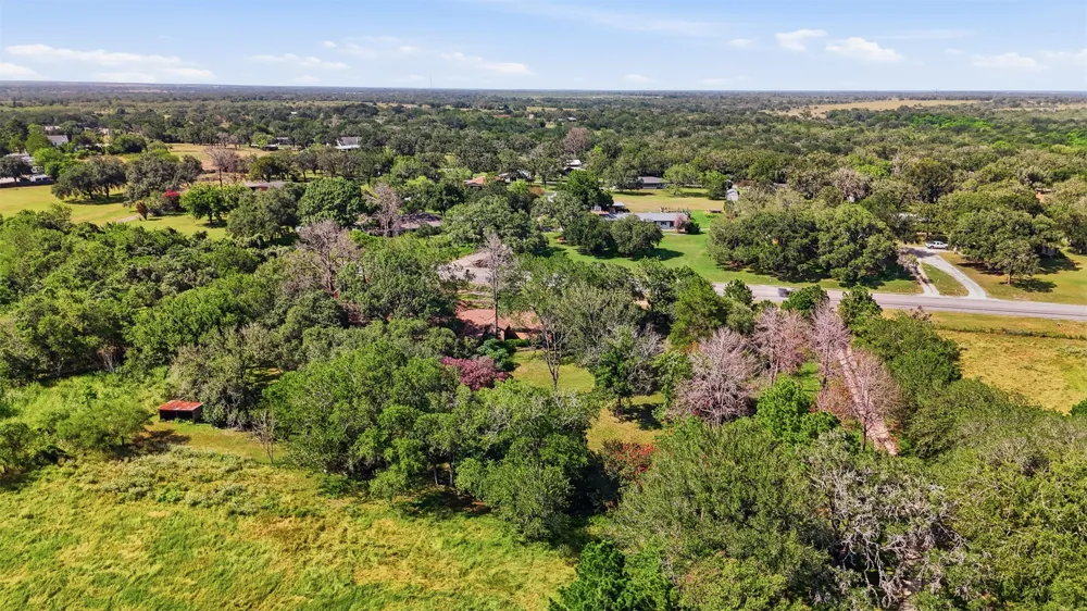 3603 Us Highway 90A E Gonzales, TX 78629