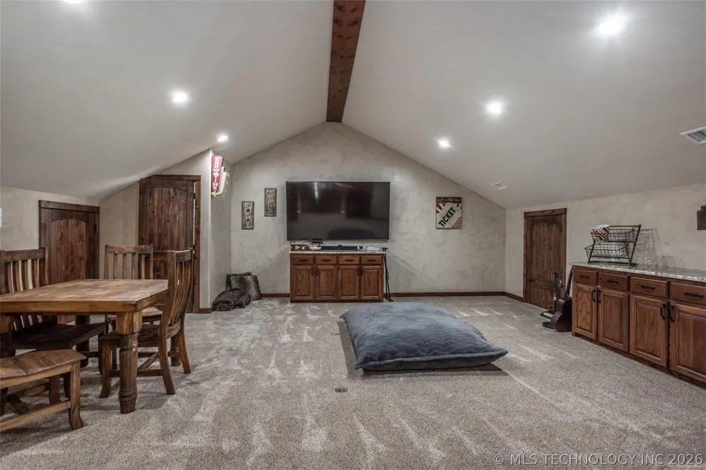 240 Magnolia Lane Bennington, OK 74723