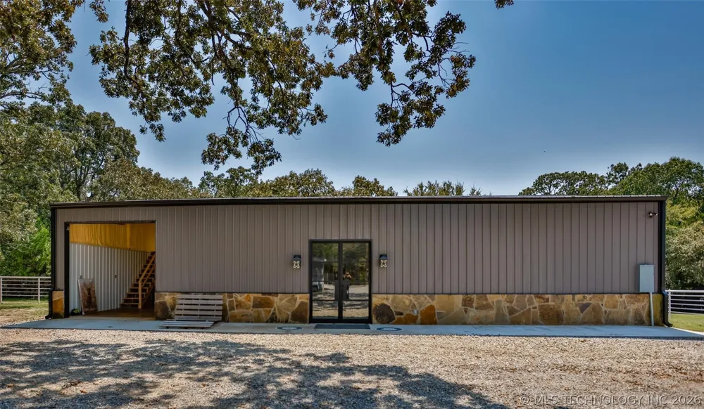 240 Magnolia Lane Bennington, OK 74723