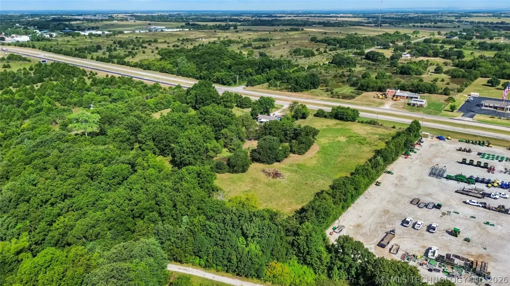W Broadway Ardmore, OK 73401