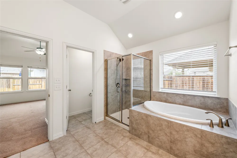 682 Coyote Creek Way Kyle, TX 78640