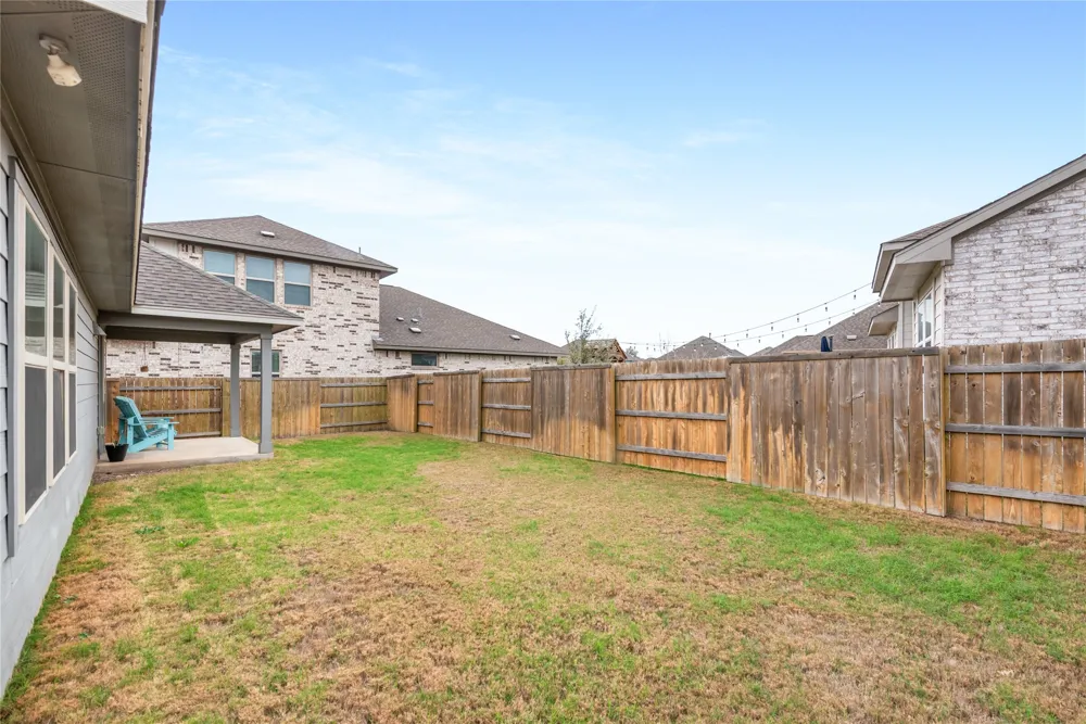 682 Coyote Creek Way Kyle, TX 78640