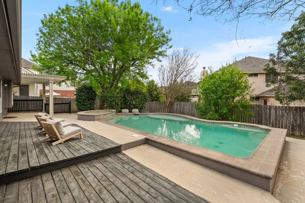 2203 Four Hills Court Pflugerville, TX 78660