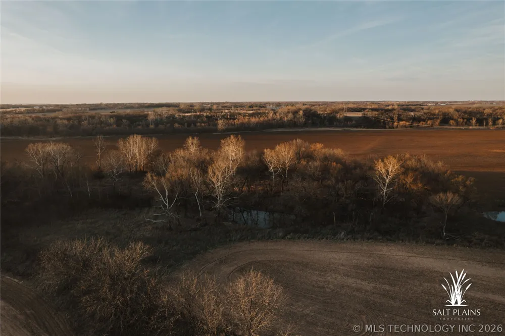 397 AVENUE E Porter, OK 74454