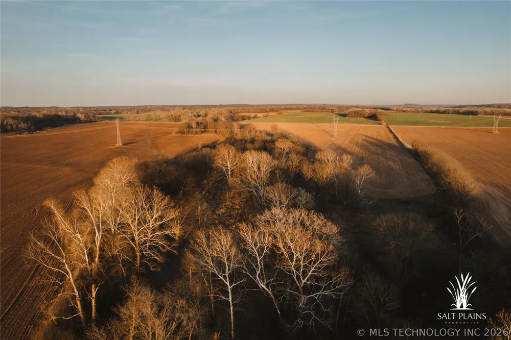 397 AVENUE E Porter, OK 74454