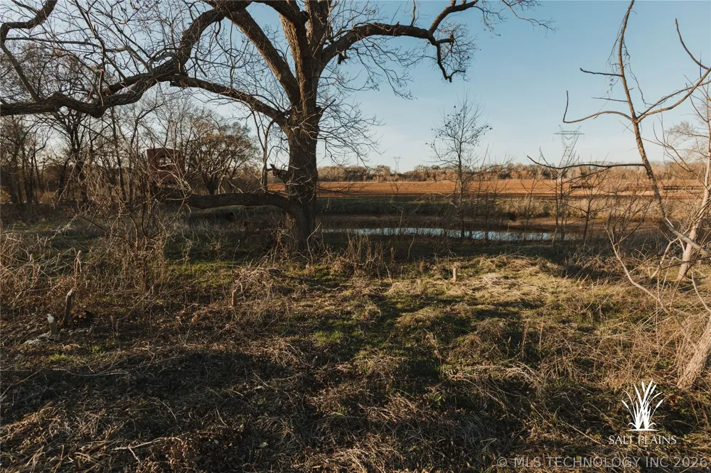 397 AVENUE E Porter, OK 74454
