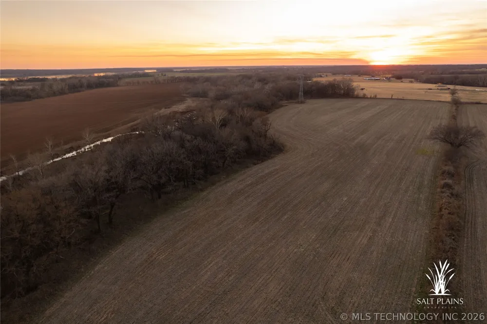 397 AVENUE E Porter, OK 74454