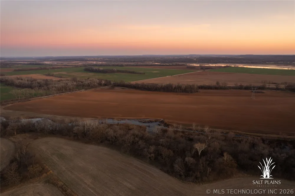 397 AVENUE E Porter, OK 74454