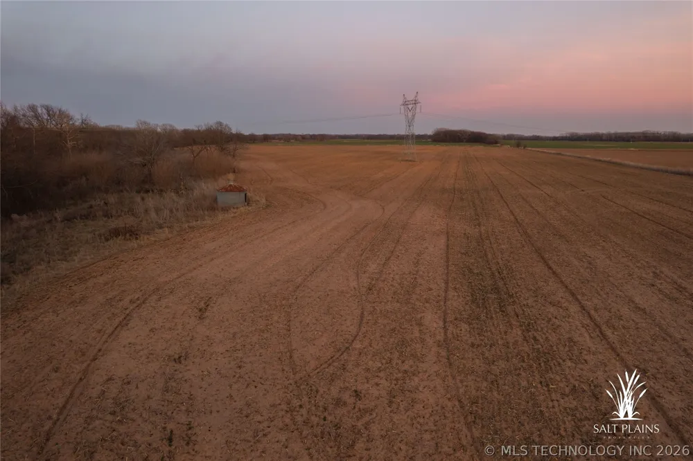 397 AVENUE E Porter, OK 74454