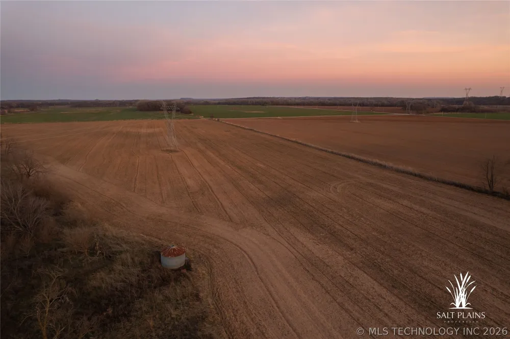 397 AVENUE E Porter, OK 74454
