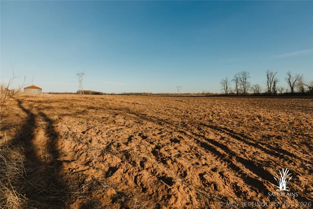 397 AVENUE E Porter, OK 74454