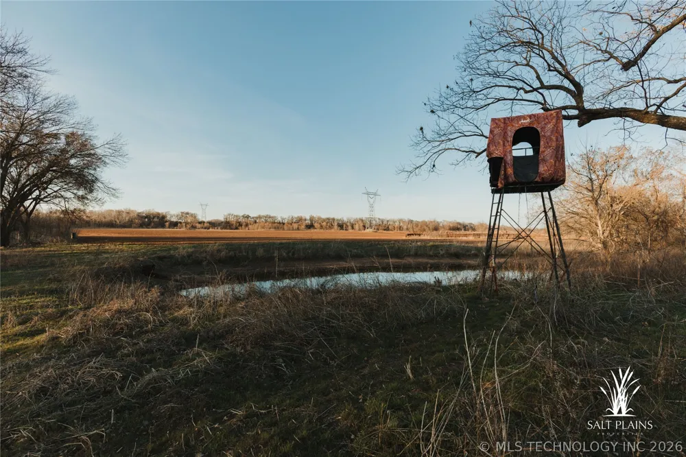 397 AVENUE E Porter, OK 74454