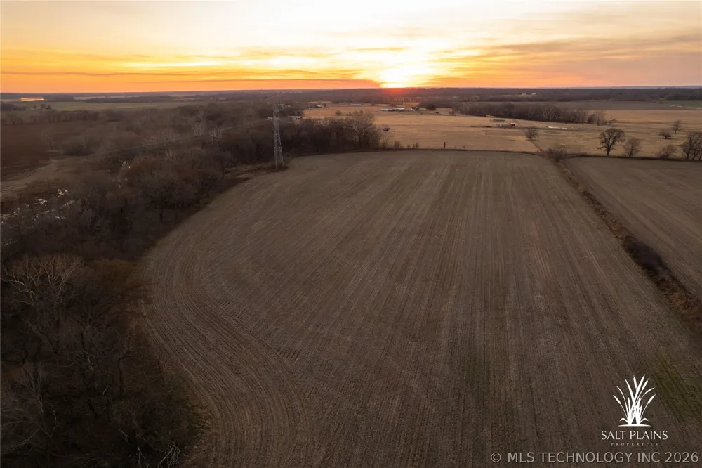 397 AVENUE E Porter, OK 74454