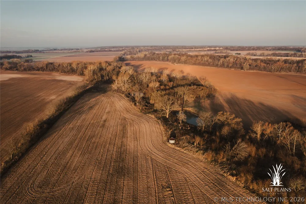 397 AVENUE E Porter, OK 74454
