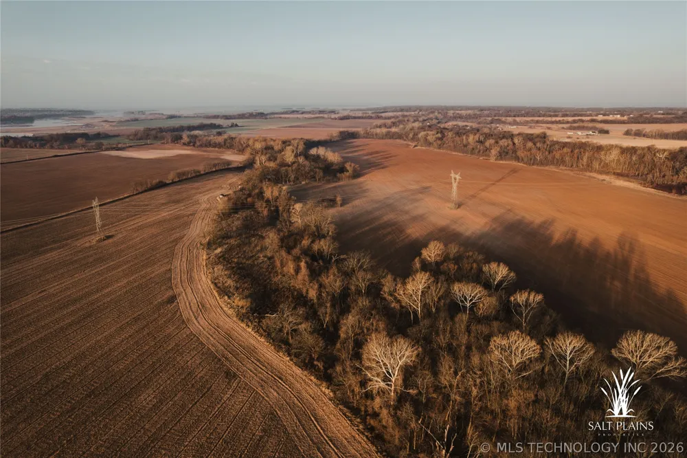 397 AVENUE E Porter, OK 74454