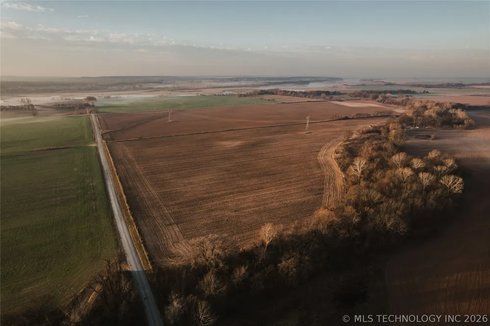 397 AVENUE E Porter, OK 74454