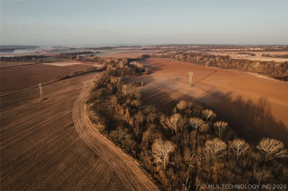 397 AVENUE E Porter, OK 74454